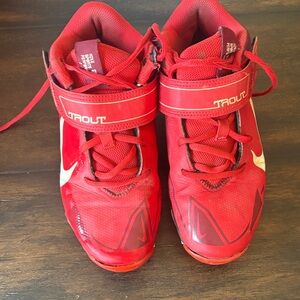 Nike Red Trout Cleats Kids 6Y